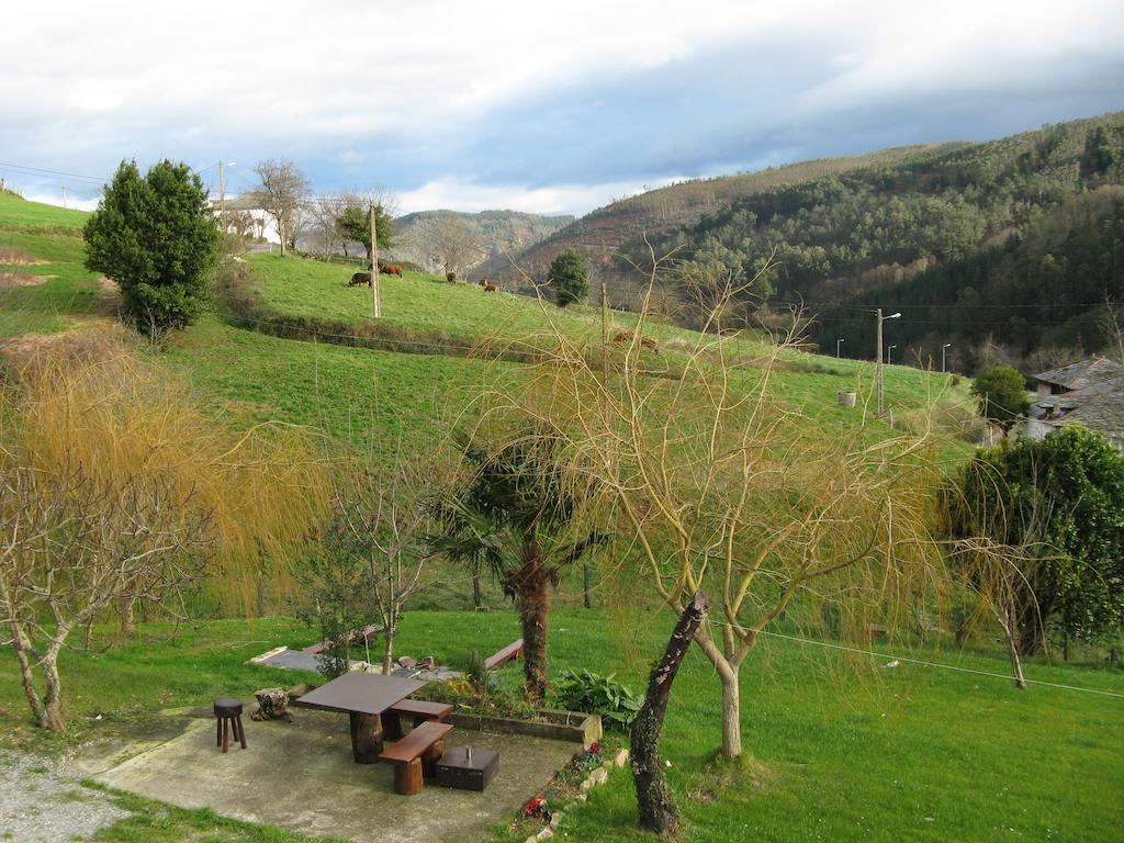 Apartamentos Rurales Casa El Caminero Merás Quarto foto