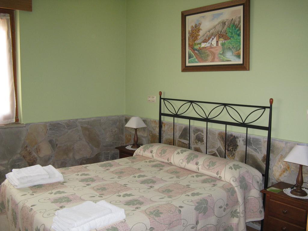 Apartamentos Rurales Casa El Caminero Merás Quarto foto
